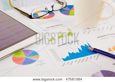 Tablet, veri analizi ve stratejik planlama projesi
