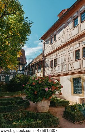 Beautiful Garden And Old National German Half-timbered Houses Town House In Bietigheim-bissingen, Ba