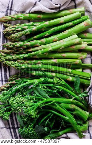 Fresh Asparagus And Brocoli Steam.top Veiw. Style Rustic. Selective Focus