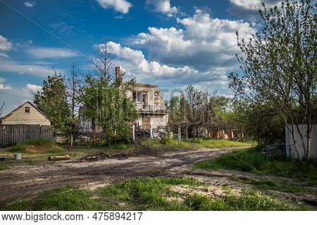 War In Ukraine, Village Of Yampil, Donetsk Oblast In Ukraine- 05 May 2023