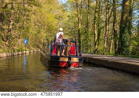 Llangollen, Dengighshire Wales - 21 April 2019: Narrow Boats On The Llangollen Canal As It Crosses T