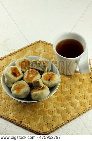 Bakpia Pathok Indonesian Snack Food, Is A Typical Yogyakarta Food Made From A Mixture Of Green Beans