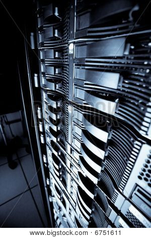 Rek van servers in een datacenter