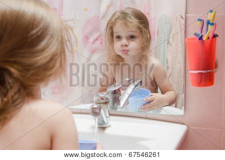 Three Year Girl To Rinse Your Mouth After Brushing Teeth