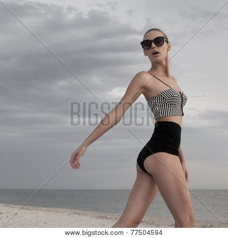 Nice Model Posing In Sunglasses Outdoors