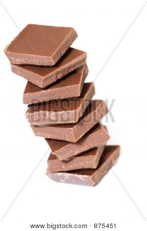Csokoládé torony fehér háttér