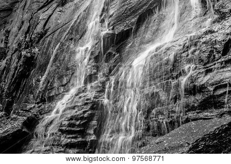 Hickory Nut Waterfalls During Daylight Summer