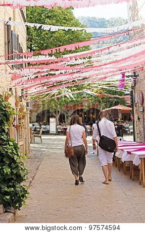 Street Scene At The Artdemossa Festival