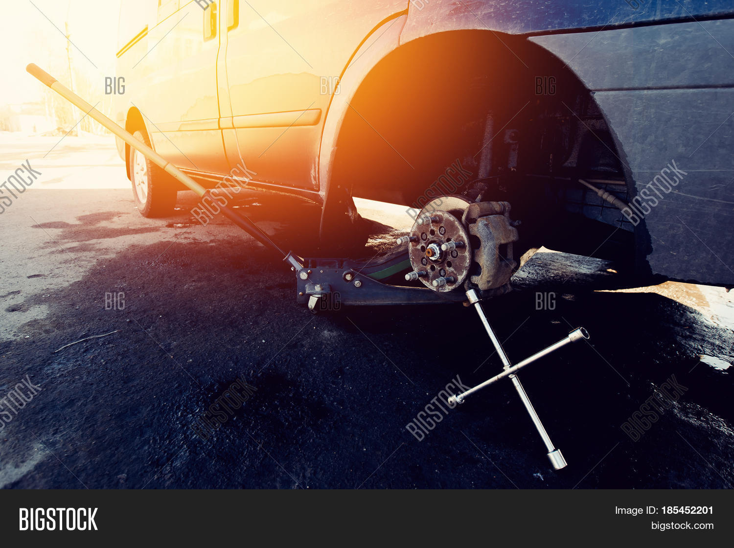 Wheel Broke. Car Image & Photo (Free Trial) Bigstock