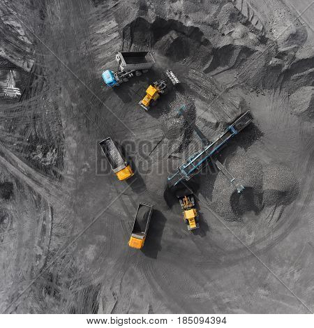 Open pit mine, breed sorting, mining coal, extractive industry anthracite