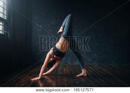 Grace female dancer, contemp dance