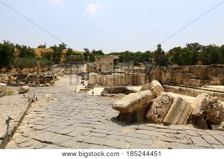 The ancient city of Beit She'an is located in the north of Israel in the Jordan Valley