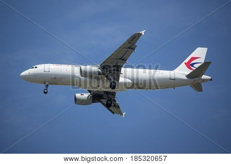 B-6002 Airbus A320-200 Of China Eastern Airline