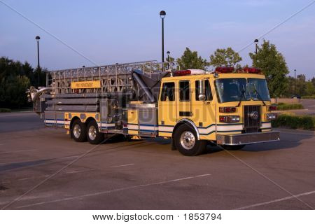Ladder Truck Angle