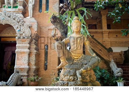 Wat Lok Molee Buddhist Temple