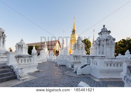 Wat Suandok White Buddhist Temple