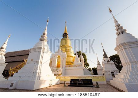 Wat Suandok White Buddhist Temple