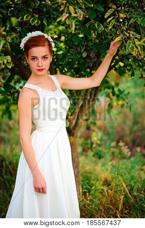 Beautiful Bride Holding A Lot Of Cream, A Wonderful Summer Day