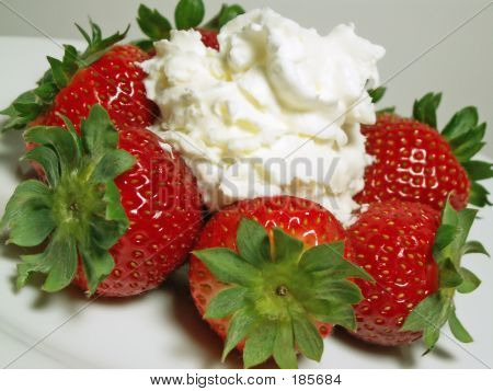 Fragole con crema 2