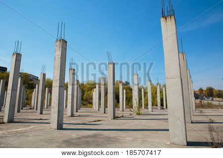 Reinforced concrete piles of the new building