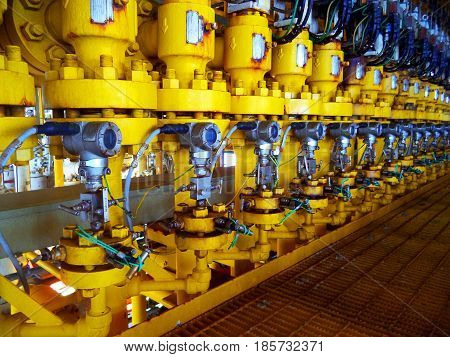 Pressure transmitter to monitor downstream pressure, energy business at offshorea at oil and gas wellhead remote platform.