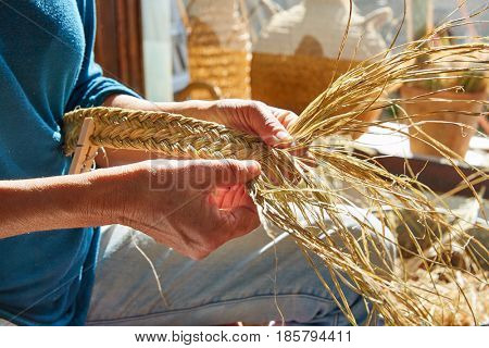 Esparto halfah grass crafts craftsman hands working