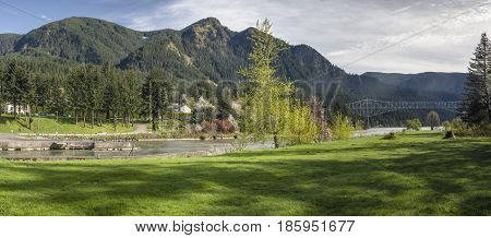 Cascade Locks Columbia River Gorge panorama Oregon.