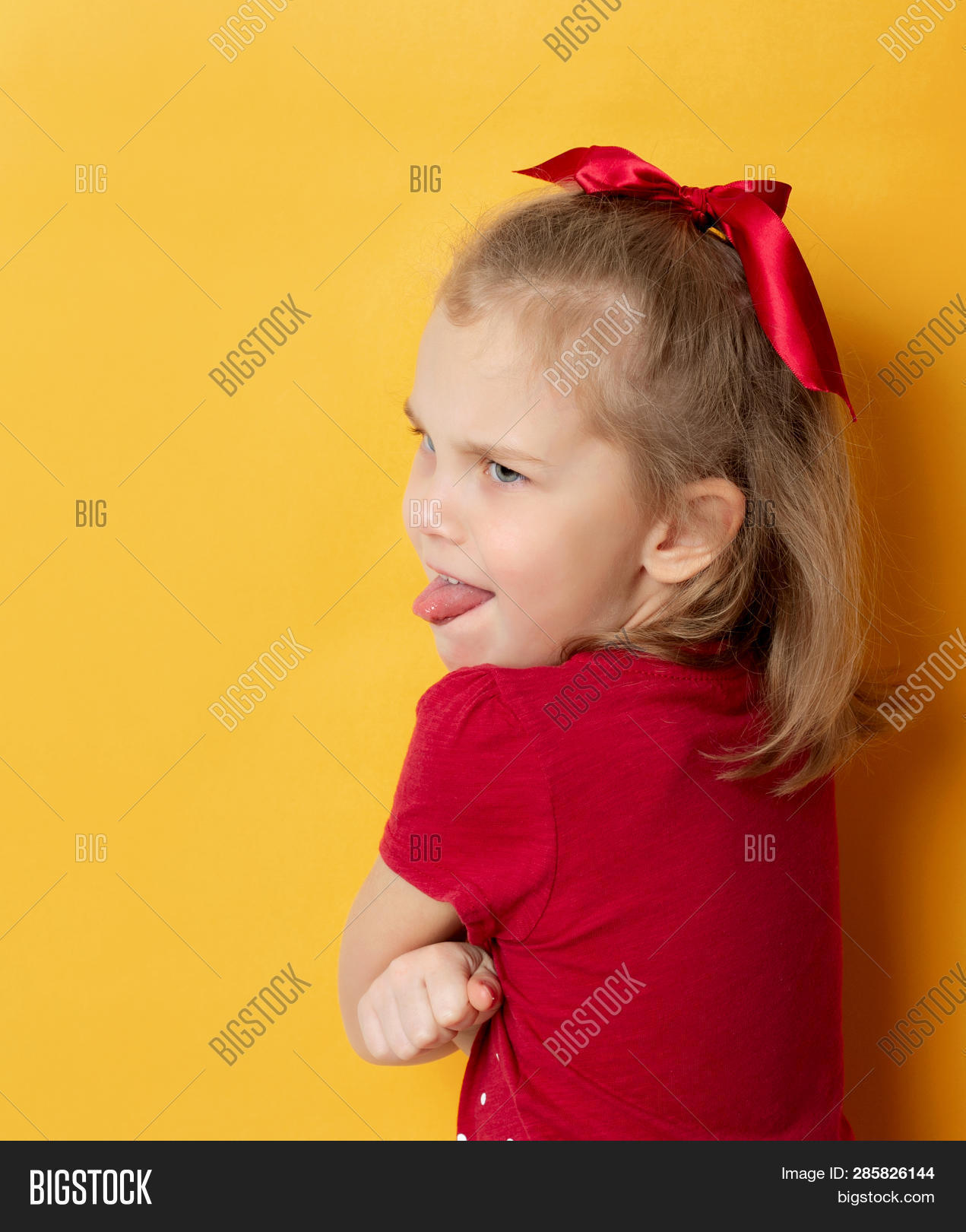 Emotional Little Girl Image \u0026 Photo (Free Trial) | Bigstock, image size:1271x1620