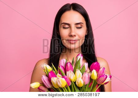 Close-up Portrait Of Her She Nice Cute Sweet Tender Winsome Attractive Lovable Fascinating Charming 