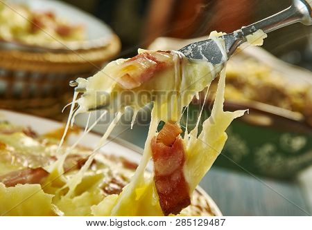 Cheesy Ham And Hash Brown Casserole