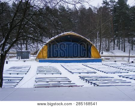 Winter Snow Straw-hat Theatre In Parc Of Minsk