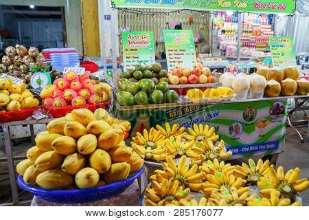 Phu Quoc, Vietnam - December 11, 2018: Fresh Fruits For Sale At Phu Quoc Night Market In Vietnam