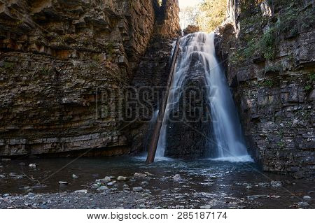 Bukhtivetskyi Waterfall In Bukove On The Bukhtovets River. Ivano-frankivska ..oblast, Ukraine.