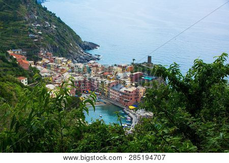 Beautiful Small Town Of Vernazza In The Cinque Terre National Park. View On Vernazza Castello Doria 