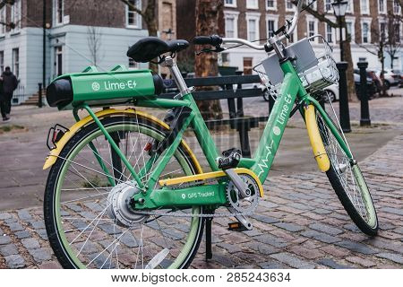 London, Uk - February 16, 2019: Dockless Lime E Electric Bike On A Street In Primrose Hill, London. 