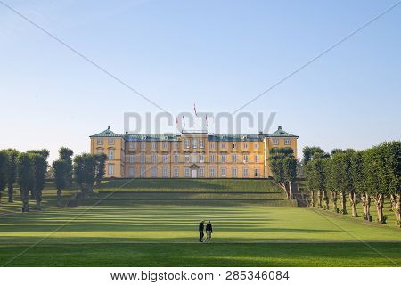 Frederiksberg, Denmark - September 8, 2016: An Elderly Couple In Front Of Frederiksberg Castle In Fr