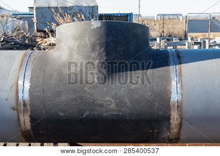 Weld Seams Of The Node Of The Pipeline Connection Tee And Hot-rolled Pipes Of Large Diameter