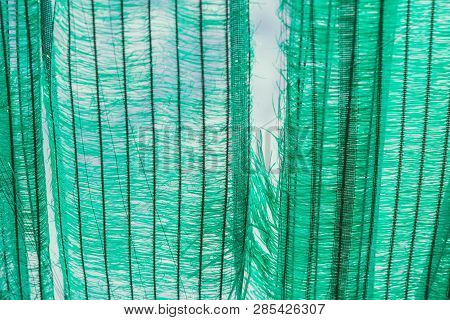 The Old Green Sun Protection Mesh And Lack. Can Not Prevent Sunlight.