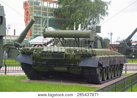 Saint Petersburg, Russia - July 07, 2017: Image Of The Soviet T-80 Tank. The View From The Stern. Mu