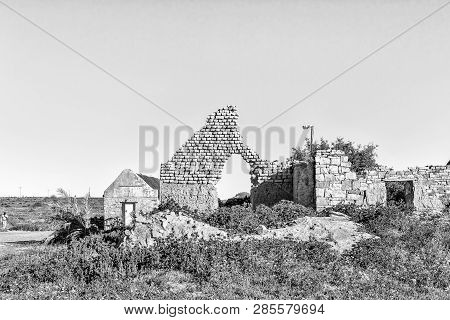 Nieuwoudtsville, South Africa, August 28, 2018: An Historic Ruin At Matjiesfontein Farm In The North
