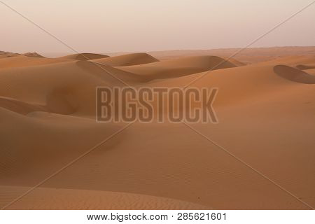 Dunes Of The Wahiba Sand Desert At Dawn (oman)