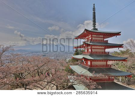 Chureito Pagoda At Arakura Sengen Shrine