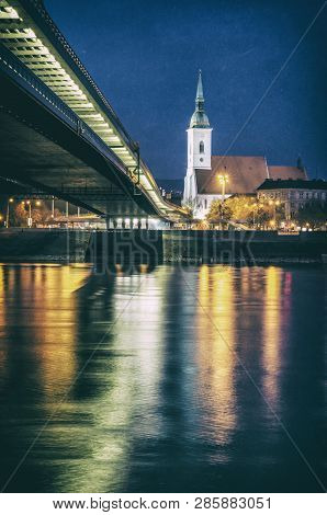 Saint Martin's Cathedral, Bratislava, Slovakia, Analog Filter