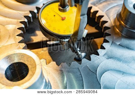 Indicator Lever Type In Mechanical Engineering For Accurate Alignment Of Parts Along The Axis