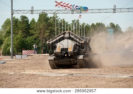 Tyumen, Russia - June 23, 2017: Army Games. Engineering Formula Contest. Highest Military And Engine