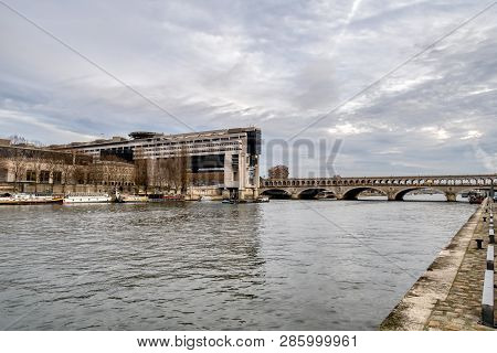 Paris, France - December 05, 2018: French Ministry Of Finance With Pont De Bercy In Background - Par