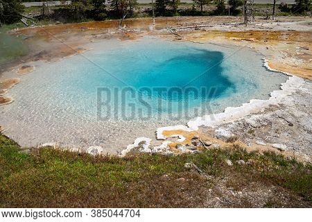 Silex Spring, In The Fountain Paint Pots Geyser Area Of Yellowstone National Park