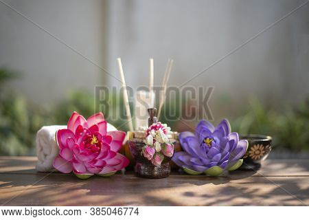 Spa Massage Compress Balls, Herbal Ball On The Wooden With Treaments Spa