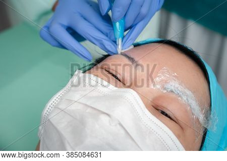 Eyebrow Tattoo Clinic Or Eyebrow Embroidery Clinic