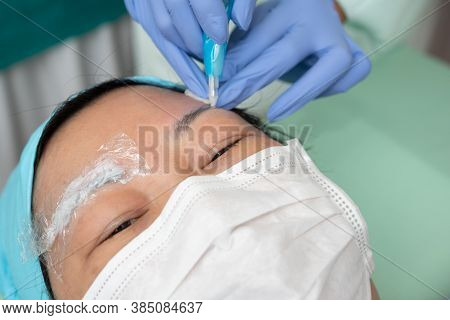 Eyebrow Tattoo Clinic Or Eyebrow Embroidery Clinic